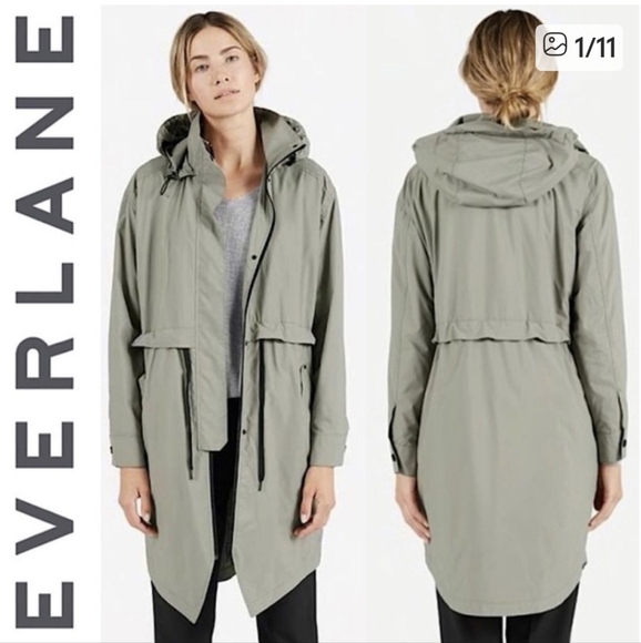 Everlane Jackets & Blazers - 🆕EVERLANE The ReNew Oversized Lightweight Anorak Jacket